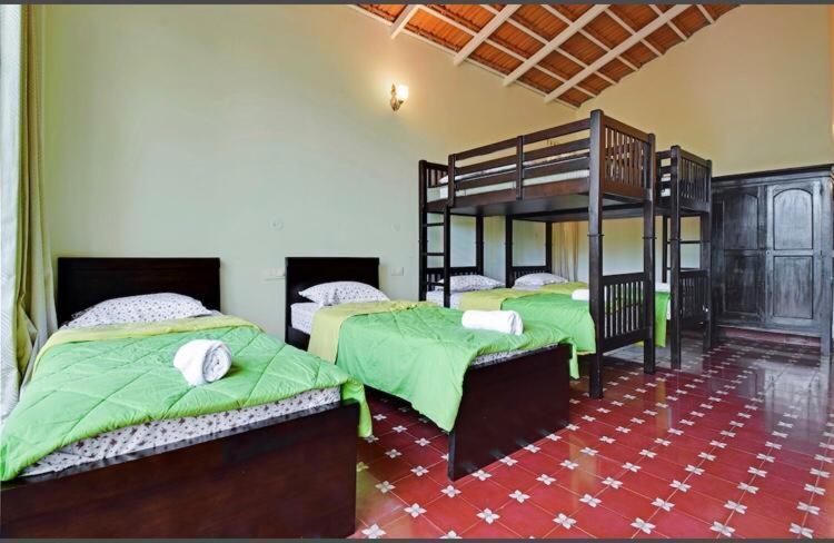 Aakriti Homestay Chikmagalūr Exteriör bild